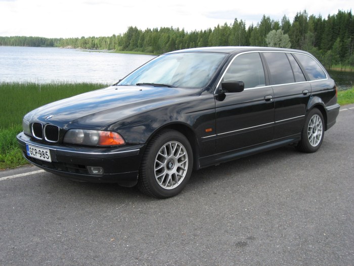 1998 BMW 5 Series: A Classic Luxury Sedan
