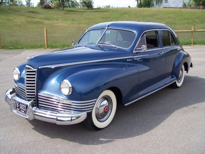 1947 Packard Clipper Deluxe: A Post-War American Icon