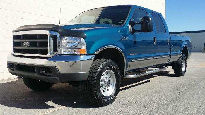 Ford 2000 250 sale powerstroke 4x4 manual 3l crew pickups xlt