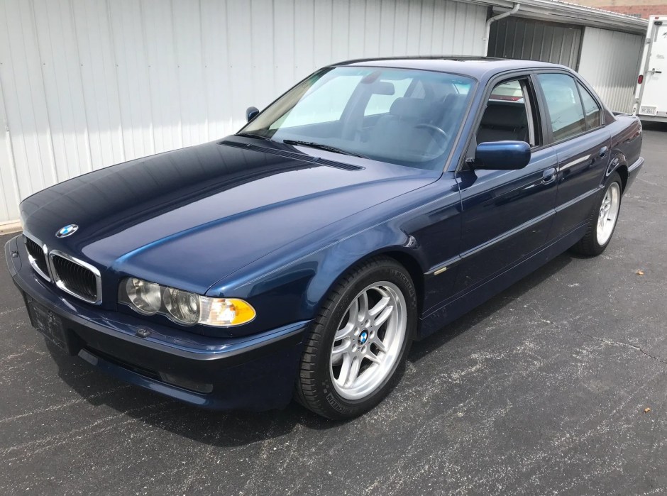 Bmw 740i 2001 door sedan 4l base enlarge click