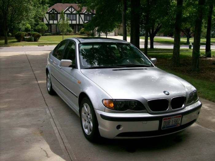 325xi sedan edmunds