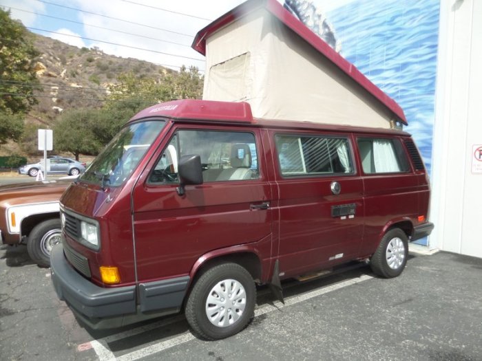 1990 Volkswagen Westfalia Camper: A Classic on Wheels