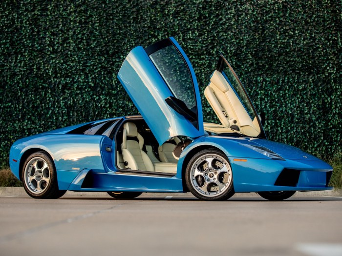 Murcielago lamborghini 2003 2l 2dr coupe