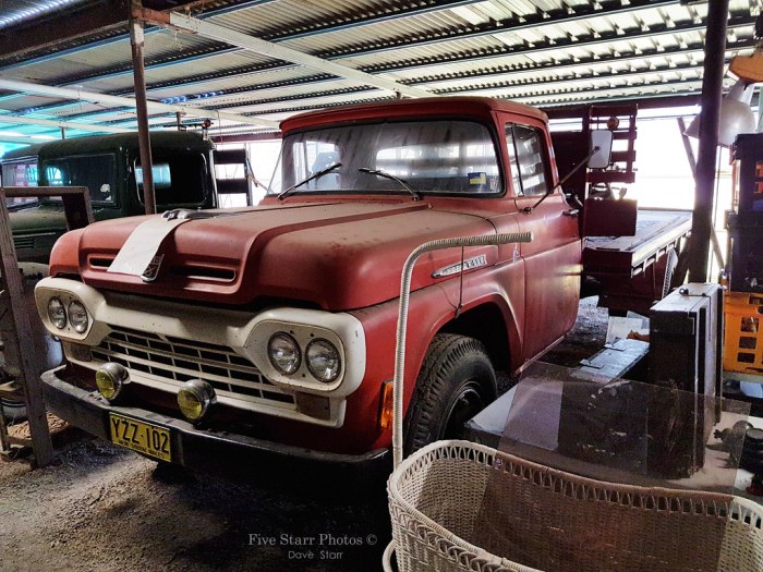 Ford f600 1961 auction truck grain sold wave purple