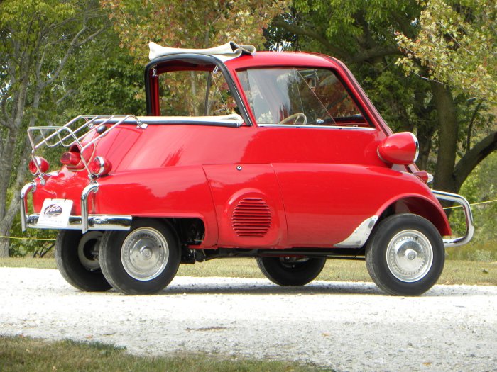 Bmw isetta 300 1957 red white interior engine sale ideal cylinder sunroof speed paint single brand