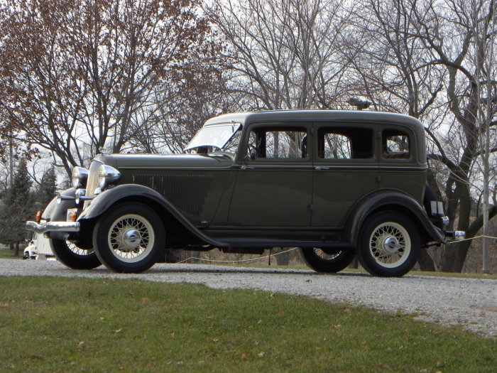 Plymouth 1933 pd sedan deluxe model door sale car auto vehicles