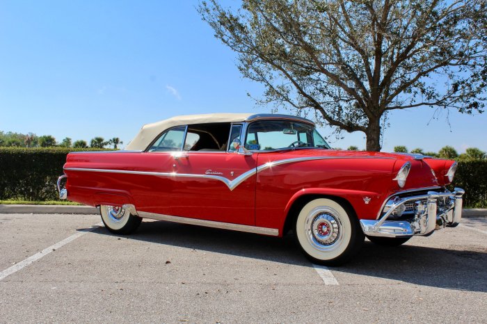 Fairlane ford 1955 convertible sunliner sale cars classicdigest americancars