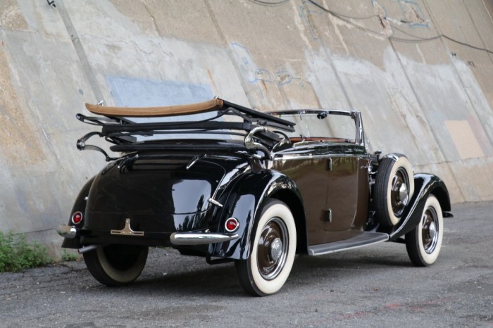 1937 Mercedes-Benz 230B
