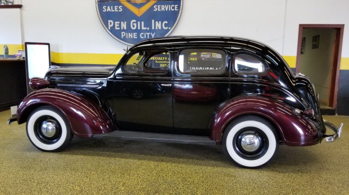 Sedan 1937 plymouth door deluxe p4 sale