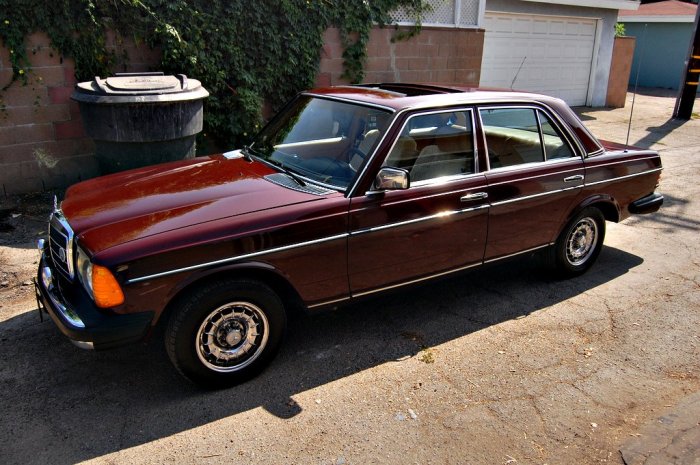 Mercedes 300d w123 1983 diesel turbo benz large