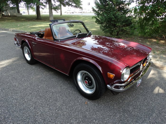 Triumph tr6 1972 red sports lot cars car ref