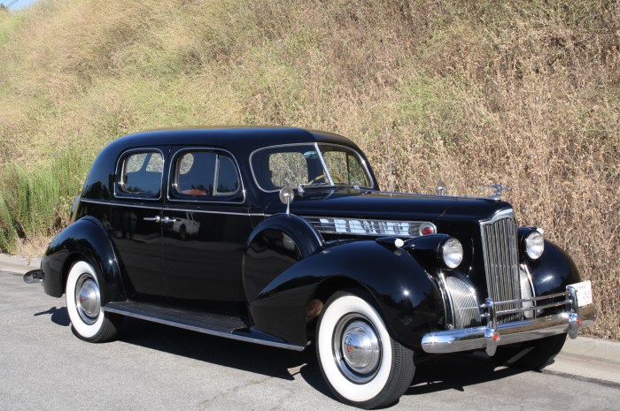 1940 Packard 180