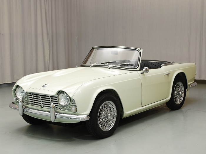 Triumph tr4 1965 sold