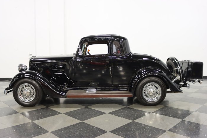 1934 Plymouth Coupe