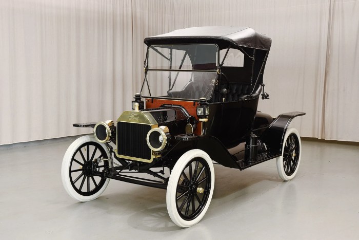 1913 Ford Model T