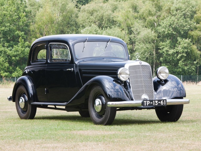 1952 sotheby saloon