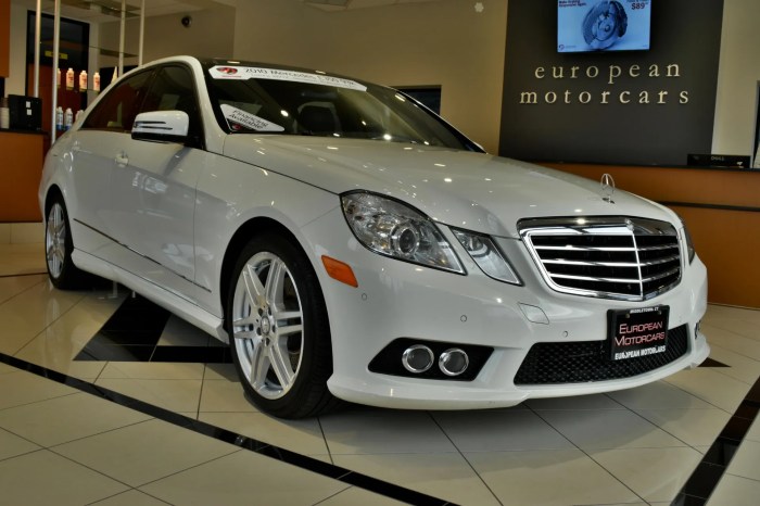 2010 Mercedes-Benz E350: A Luxury Sedan Review