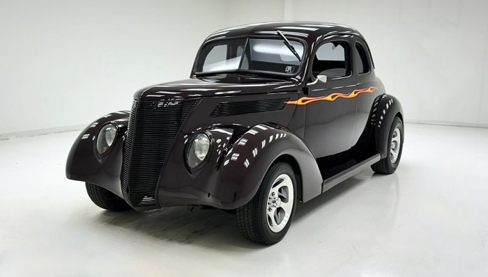 Ford 1937 sedan 78 model sale