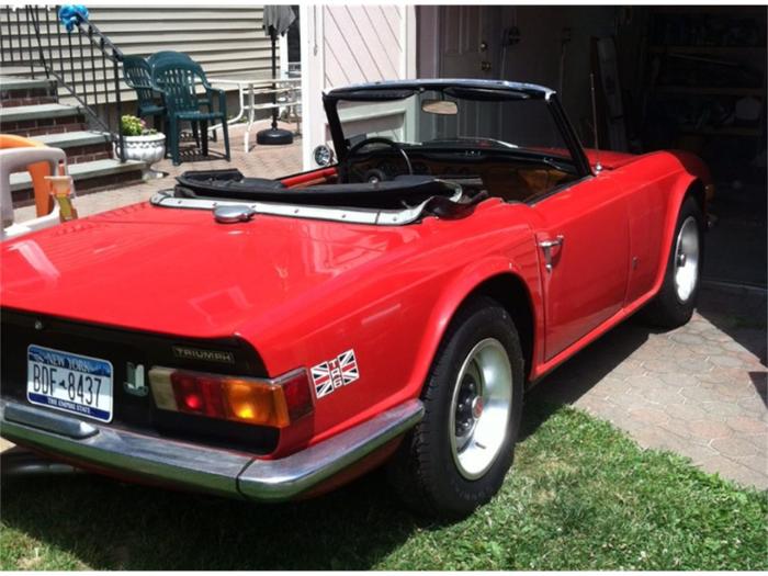 Tr6 triumph 1970 sale classic car financing inspection insurance transport bayside york