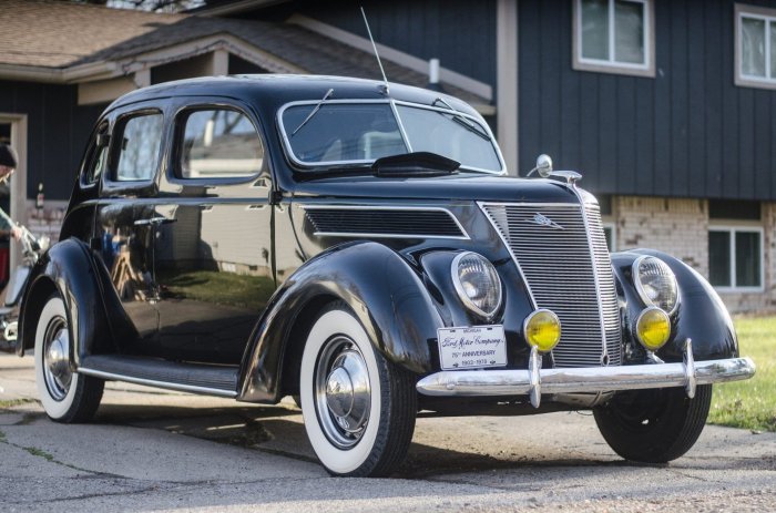 1937 Ford Convertible