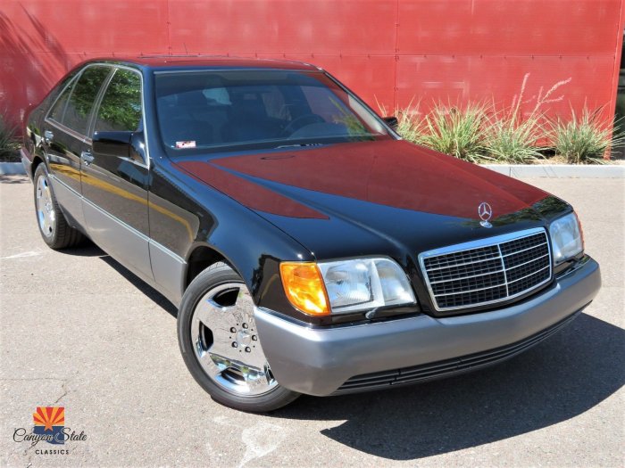 1992 Mercedes-Benz 300SE