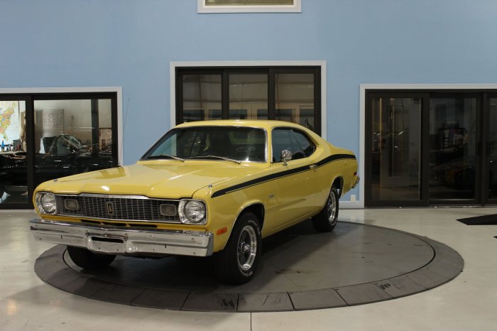 Duster plymouth rear muscle dusters dart whichcar engineered badge 70s fastback alongside variants hemi