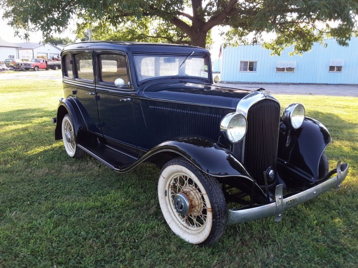 1932 plymouth 21a sedan 4dr lot