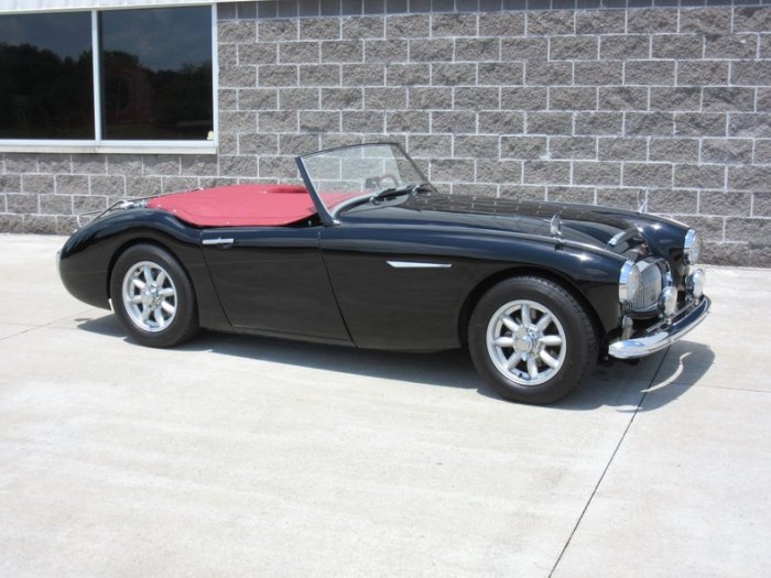 1962 Austin-Healey BT7: A British Icon