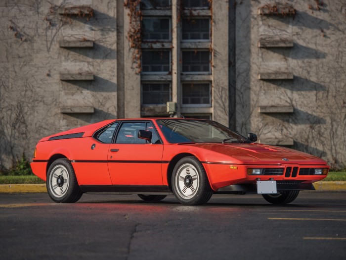 Bmw m1 1981 monterey sotheby auction rm car auctions sg