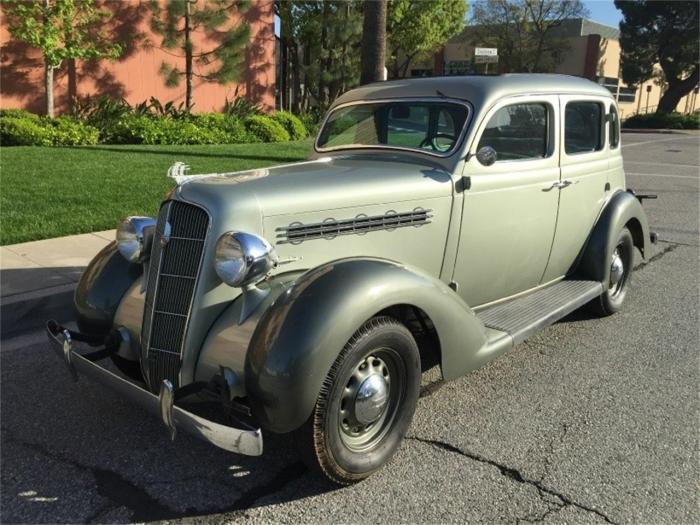 Plymouth 1935 streetrod