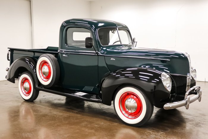 1940 Ford Pickup: A Classic American Truck