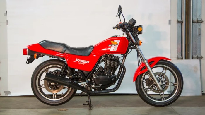 Ft500 ft ascot tracker 1982 2040 mods traker