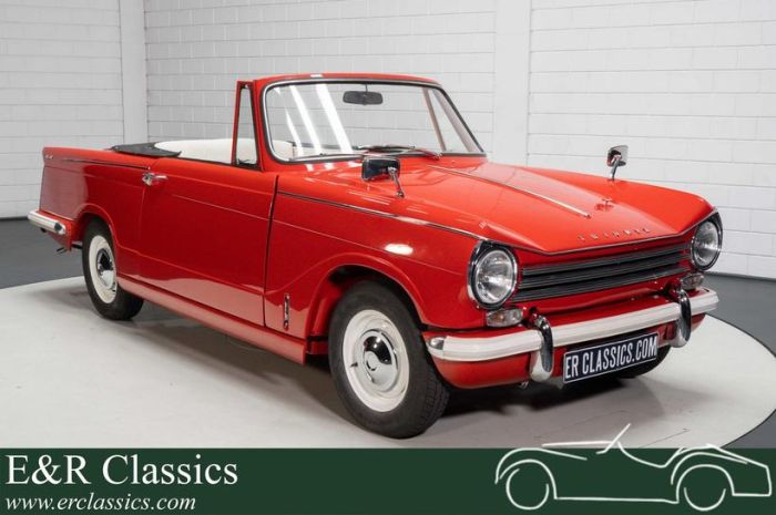 Triumph herald 1969 convertible bat