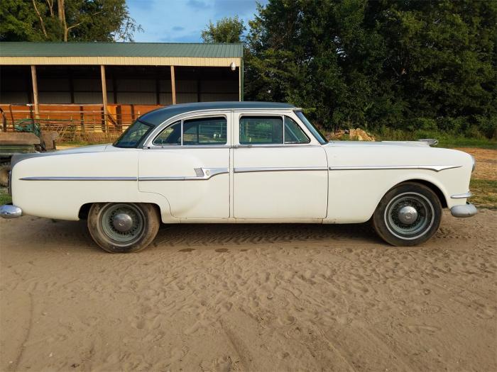 Packard 1952 clipper sale sellersburg indiana cc classic car classiccars inspection financing insurance transport