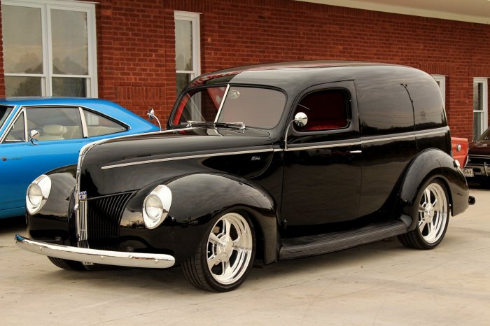 1940 Ford Sedan Delivery: A Classic American Workhorse