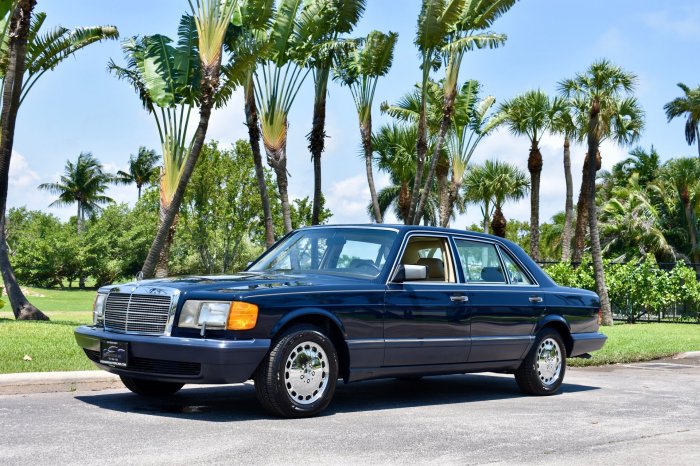 1990 Mercedes-Benz 420SEL