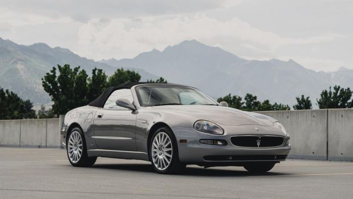 Maserati spyder 2002 vehicle flemings sale specs options description