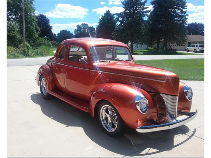 Deluxe 1940 ford super coupe auto