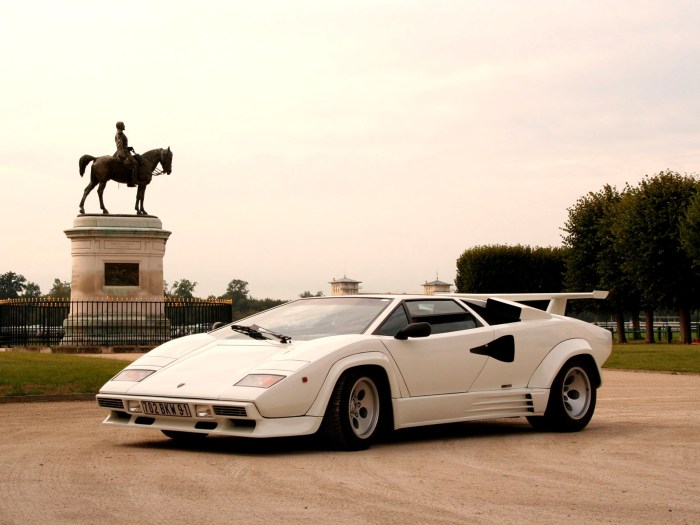 Countach lamborghini 1985 wallpapers quattrovalvole sportcar supercar italy vehicle car wallpaper green desktop background hd supercars cars original