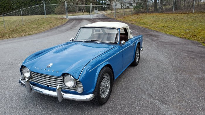 Tr4 restored vehicle highlights 1l mileage gaa