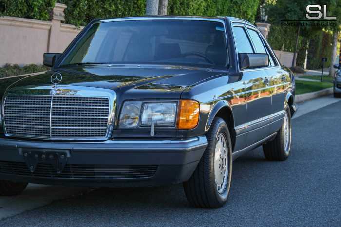 1990 Mercedes-Benz 300SE
