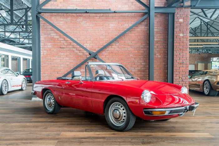 1977 Alfa Romeo 2000 Spider Veloce