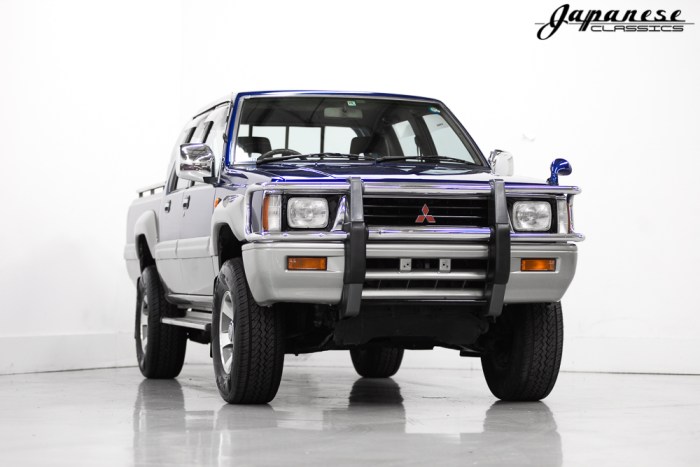 Mitsubishi strada 1997 galleryes