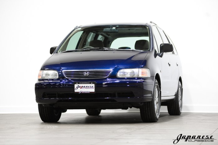 Honda odyssey minivan even wanted mother original not autotrader segment leading narrow odysse minivans remember few today just people but