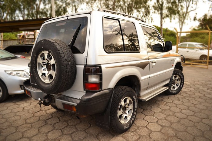 Jeep hire mitsubishi montero enlarge click