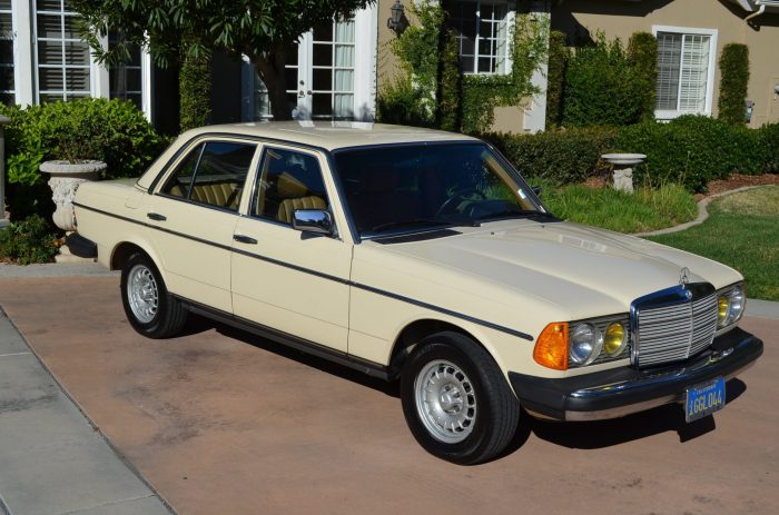 1983 Mercedes-Benz 300D