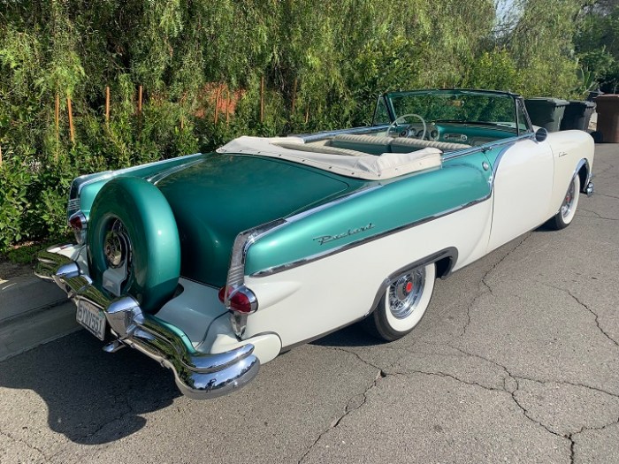 1954 Packard Caribbean: A Classic American Luxury Car