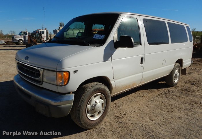 2001 Ford E350