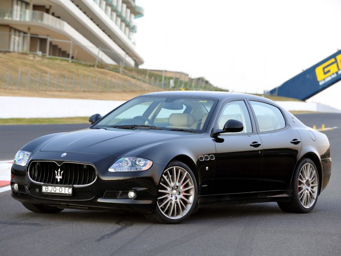 2009 Maserati Quattroporte: Italian Luxury Redefined