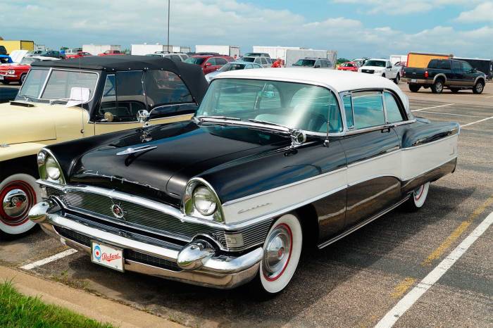 1957 Packard Clipper